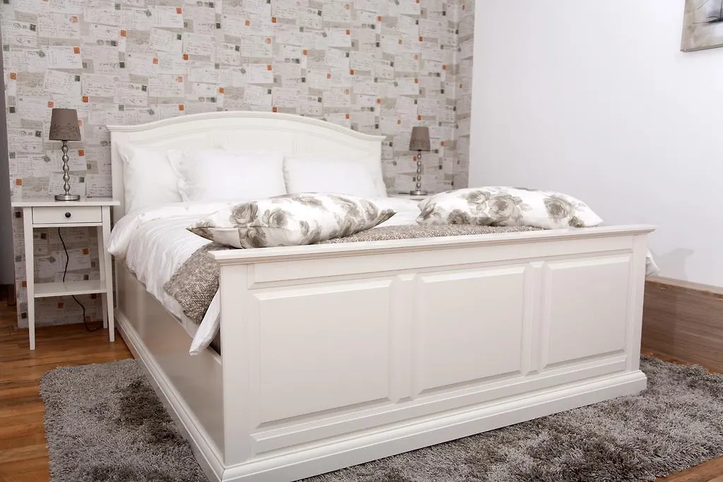 Old Town Studio By Mrg Apartments Bucharest