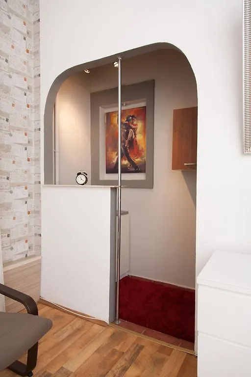 Old Town Studio By Mrg Apartments Bucharest